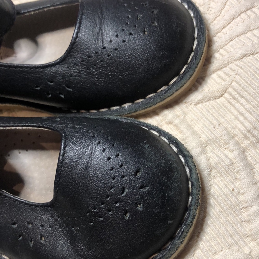 Girls Lamour Classic Black dress Shoes - Picture 3 of 11